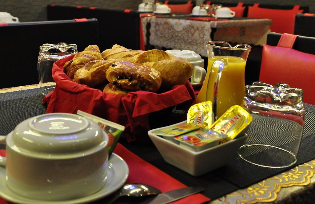 Hotel Des Buttes Chaumont Paris Ngoại thất bức ảnh